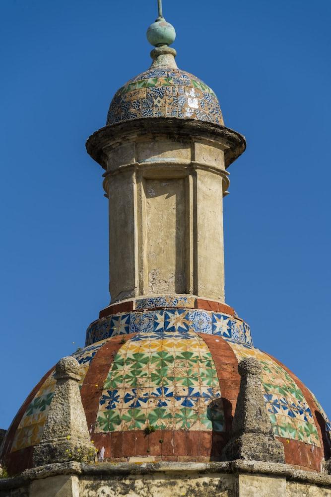 Hotel De Francia Y París
